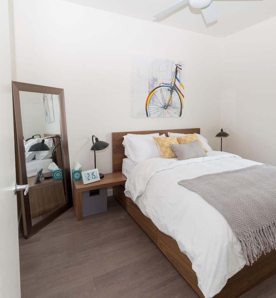 Domicile Suites At Marina Slu Seattle Buitenkant foto